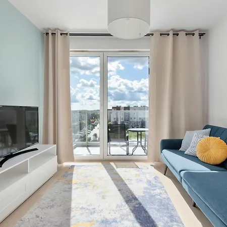 Comfortable With Balcony Workspace And Underground Parking By Renters * 그단스크